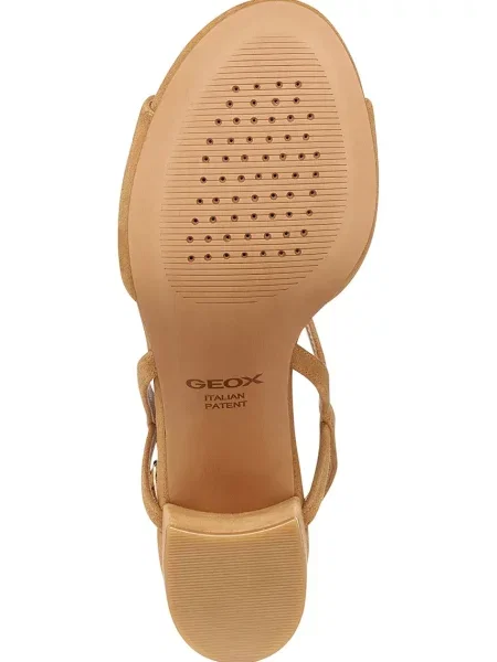 Замшевые босоножки Geox