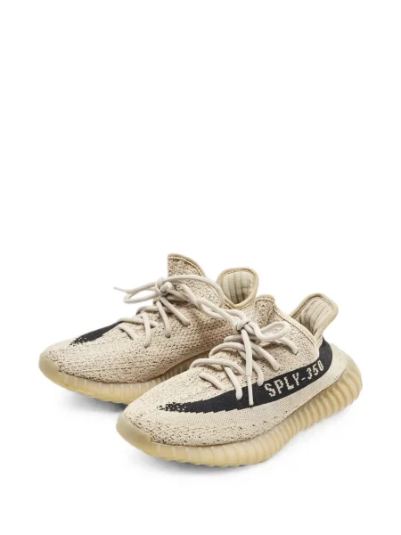 Sneakerși Adidas Yeezy tricotate