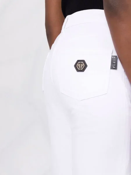 Boyfriendy Philipp Plein o krotszym kroju białe