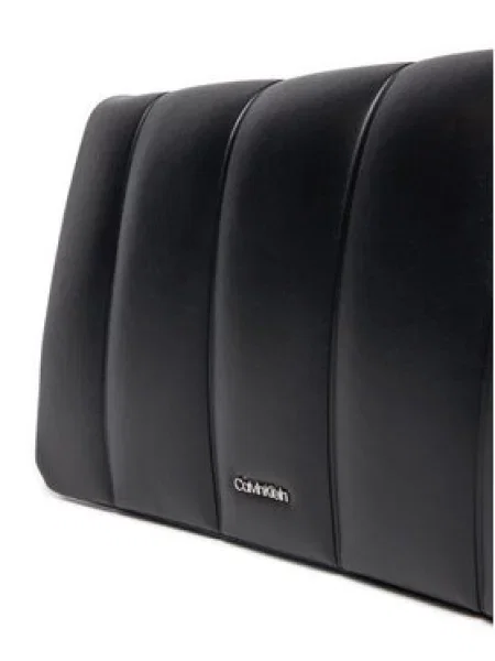 Calvin Klein Kabelka Line Quilt Shoulder Bag černá