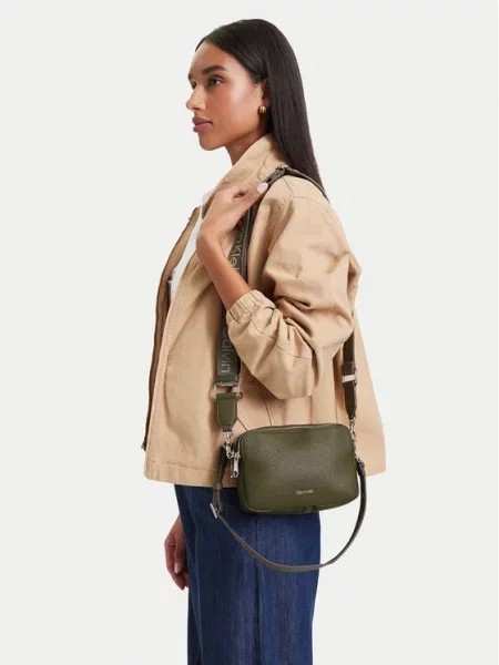Torbica Calvin Klein Webbing 2X Strap Camera Bag Tamno zelena