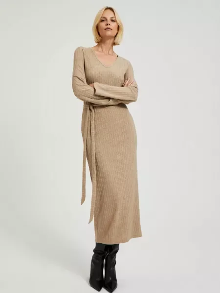 Rochie midi Moodo până la genunchi de costum negru