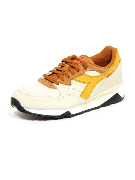 Sneakersy Diadora zamszowe beżowe