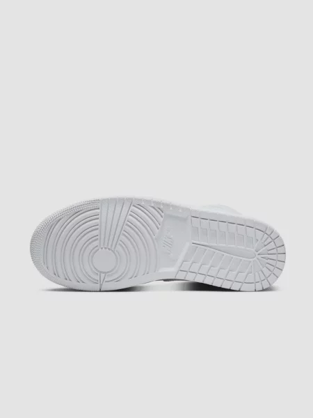 Кожаные кроссовки Jordan Air Jordan 1 белые