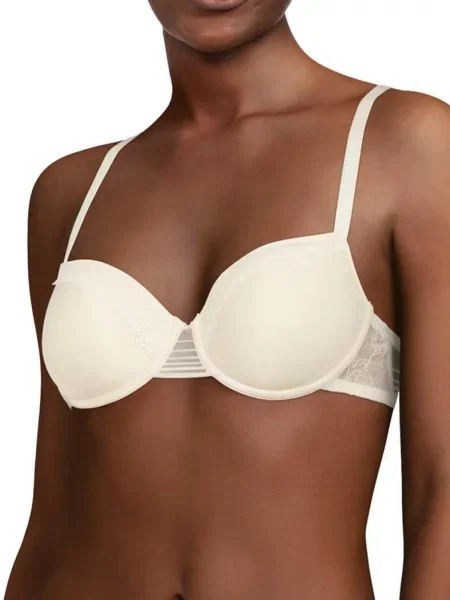 Бюстгальтер с плотной чашкой