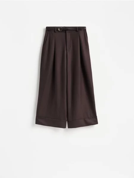 Reserved Pantaloni cu croi larg și cordon maro-închis maro