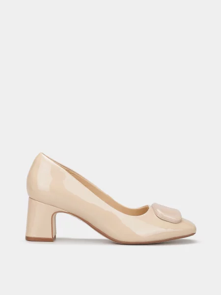 Шкіряні Туфлі Clarks бежевий