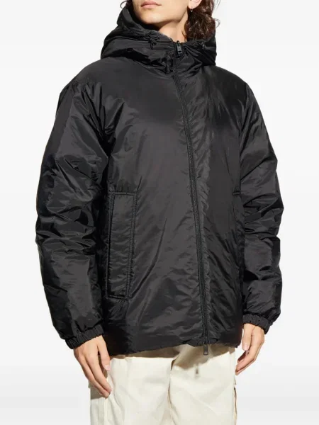 Geacă cu puf Moncler cu glugă negru