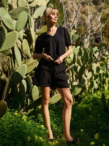 Pantaloni scurți Marisse negru