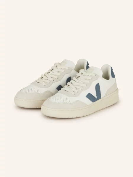 Sneakersy Veja zamszowe z okrągłym noskiem wiązane białe