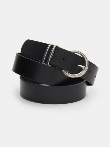 Ремінь з екошкіри з срібною пряжкою чорний
