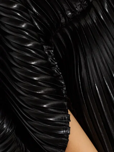 Top Issey Miyake negru