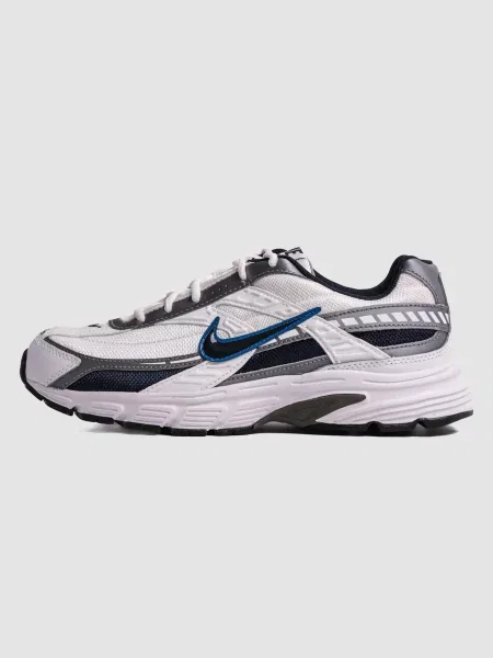 Кожаные кроссовки Nike белые