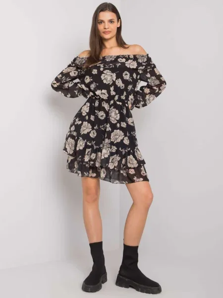 Rochie Italy Moda de costum negru