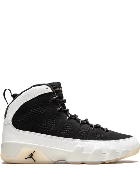 Sneakerși Jordan retro negru