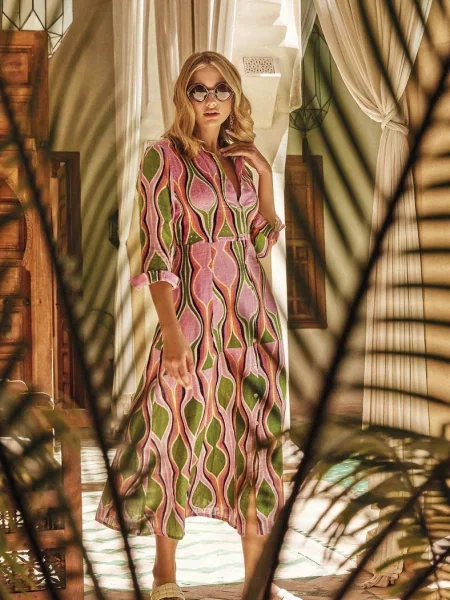 Пляжное платье-рубашка на