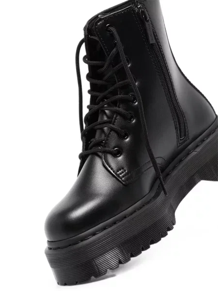 Боти Dr. Martens с връзки на платформе с дантела черно