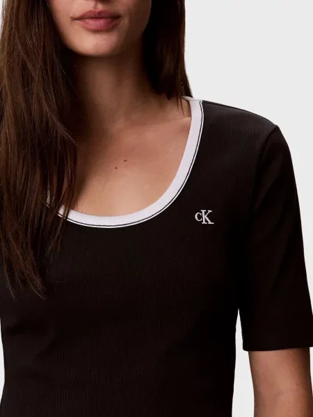 Детская футболка Calvin Klein Jeans черная