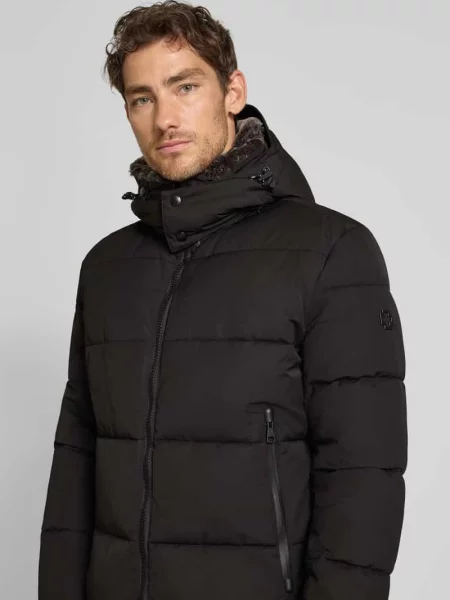 Pikowana kurtka o kroju regular fit z wodoodpornego materiału model ‘ARCOLA’ Strellson czarna