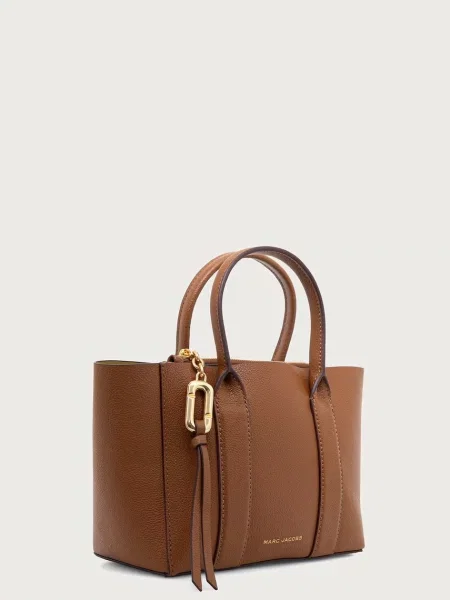 Кожаная сумка шоппер Marc Jacobs в деловом стиле