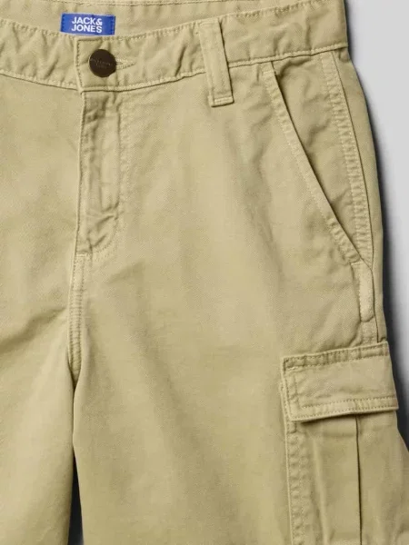 Szorty cargo o kroju regular fit z wpuszczanymi model ‘KARL’ Jack & Jones