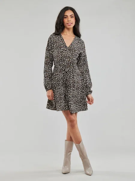 Krátke oblekové mini šaty Vero Moda čierna