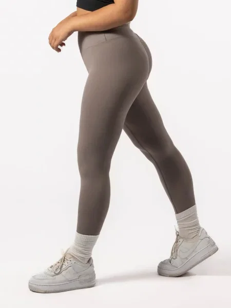 Legginsy na jogę i pilates bez przedniego szwu – piaskowy beżowe