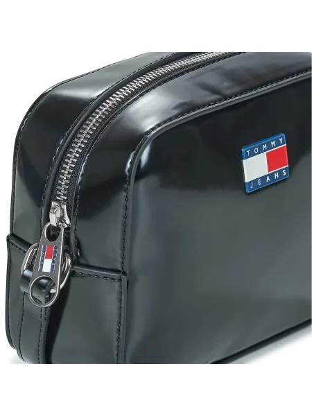 Tommy Jeans Geantă poștaș MUST negru
