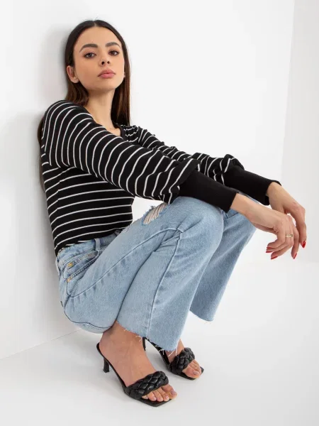 Bluză Fashionhunters alb