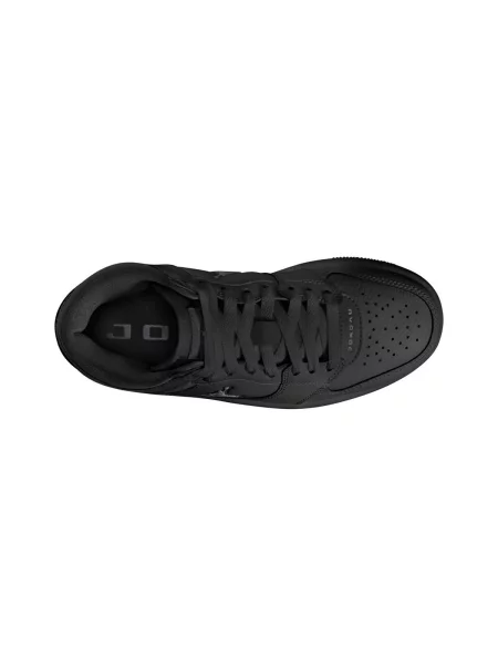 Členkové topánky Nike čierna