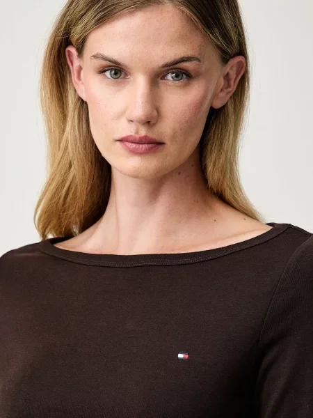 Tommy Hilfiger блуза с дълги ръкави дамска от кафяво