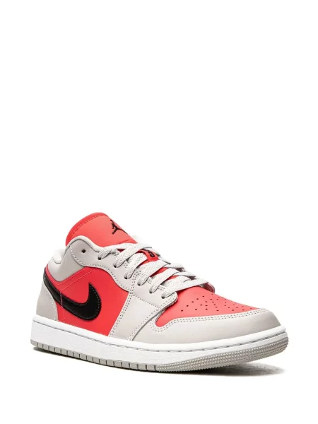 Sportbačiai Jordan Air Jordan 1 raudona