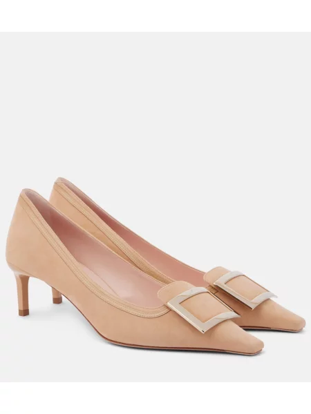 Pantofi cu toc Roger Vivier din piele de căprioară bej
