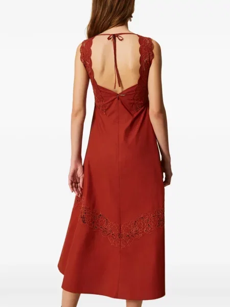 Rochie Twinset cu broderie de costum roșu