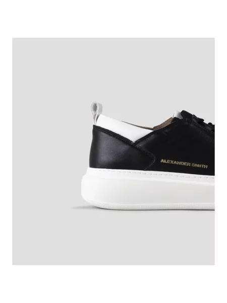 Sneakersy Alexander Smith białe