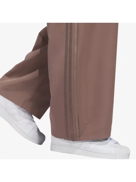 Hlače Adidas Originals rjava