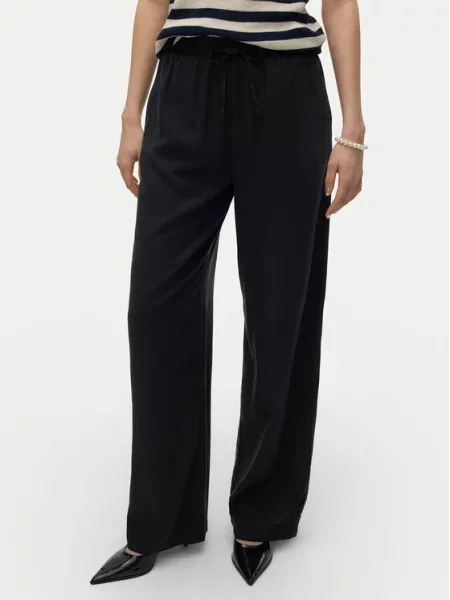 Vero Moda Hlače iz tkanine Bree črna