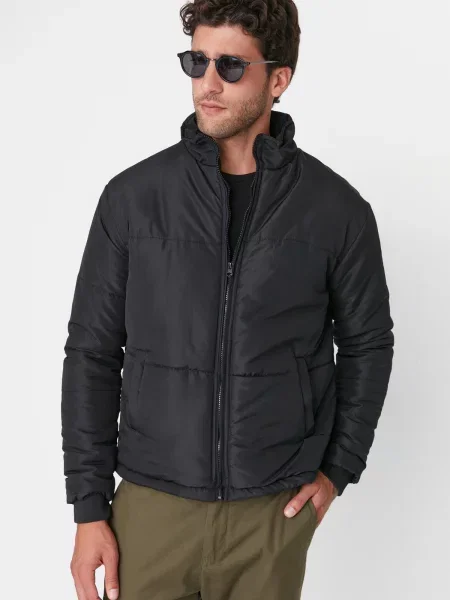 Palton Trendyol cu guler cu fermoar negru