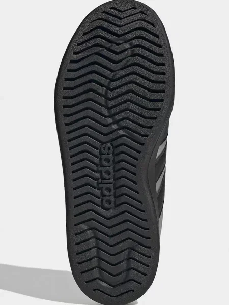 Детские кроссовки Adidas