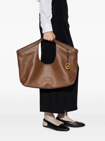 Geantă Michael Michael Kors din piele cu volane roz