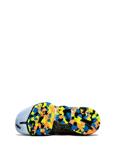 Sneakers Nike LeBron πορτοκαλί