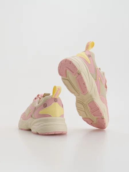 Кроссовки Reserved