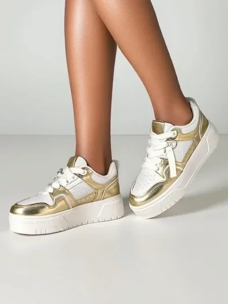Sneakerși Resti alb