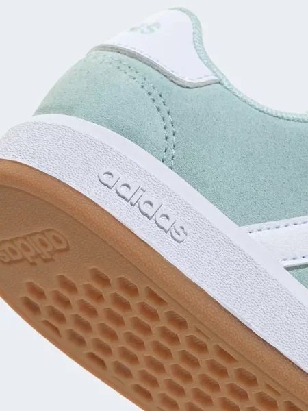 Детские кроссовки Adidas