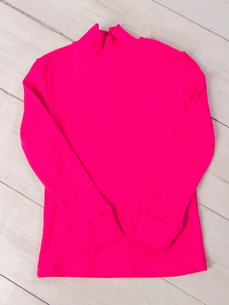 Гольф свитер носи своє