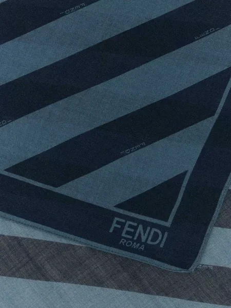 Fular Fendi cu broderie albastru