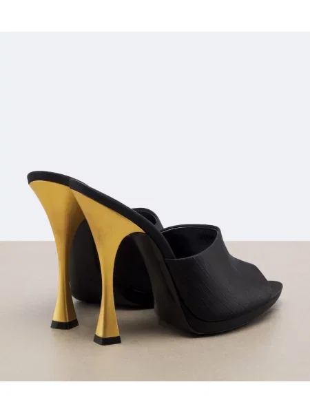 Papuci tip mules Saint Laurent din satin negru