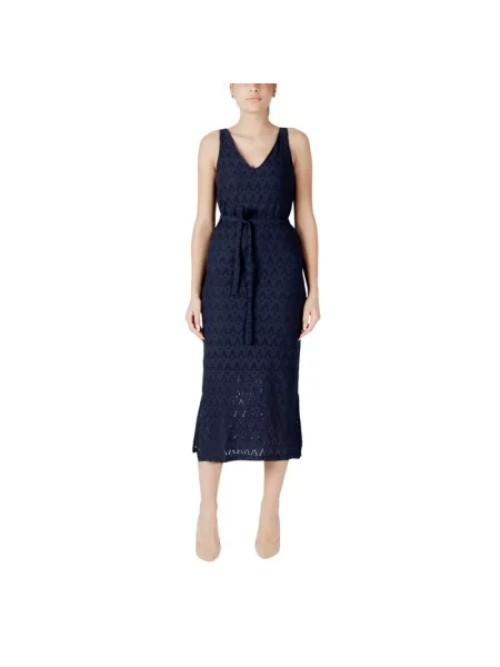 Sukienka midi Vila do kolan bez rękawów niebieska