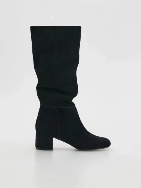 Замшевые сапоги Reserved черные