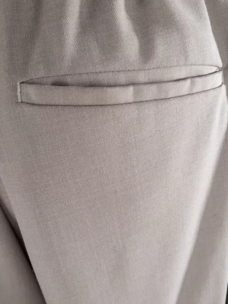 Pantaloni Myths conici